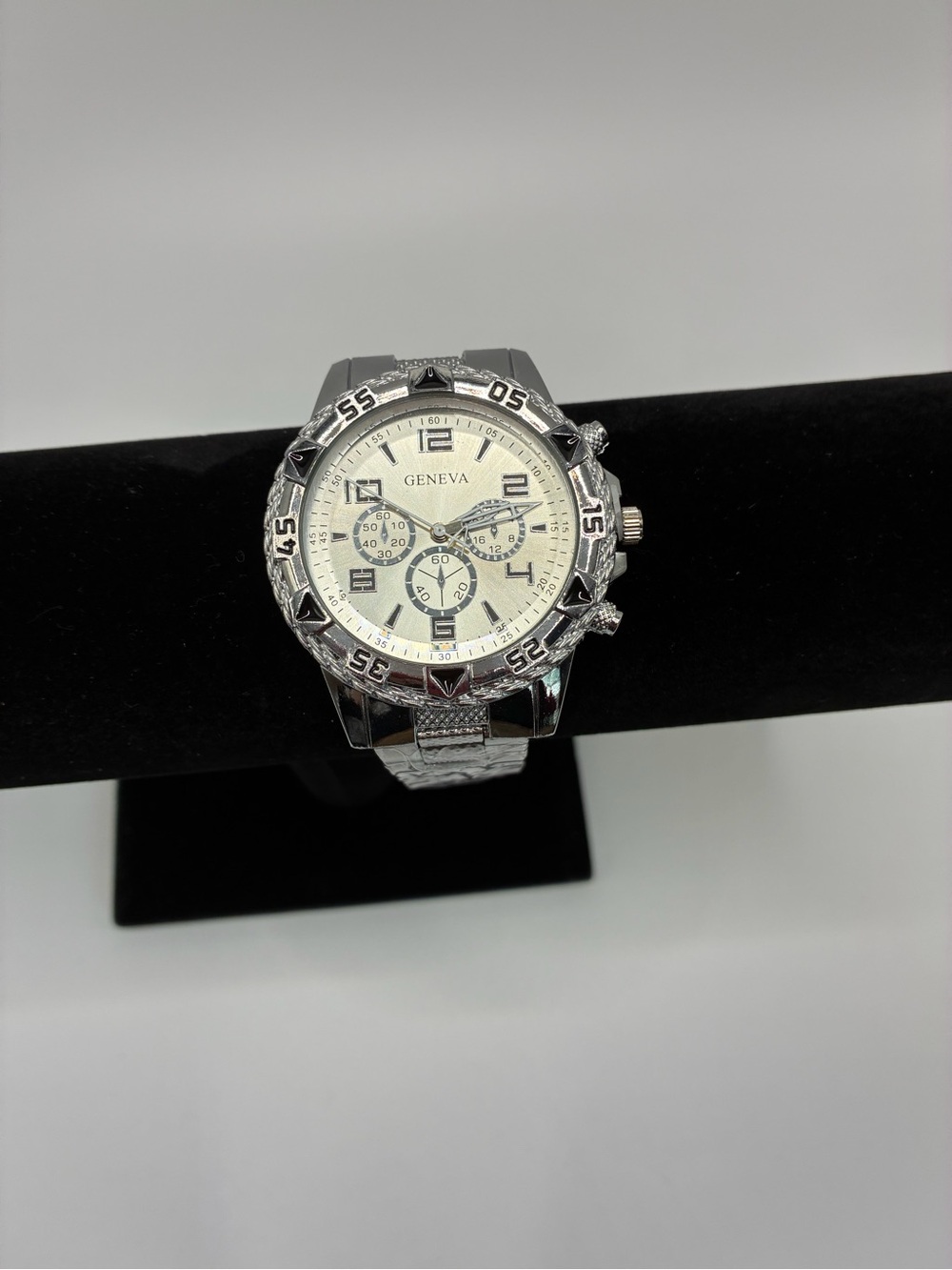 Geneva Silver and Ivory Men's Chronograph Watch